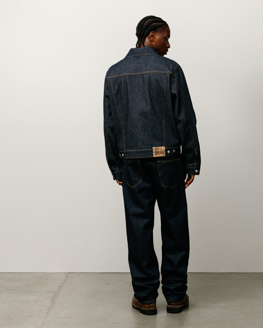 neuer klassischer jeans-denim