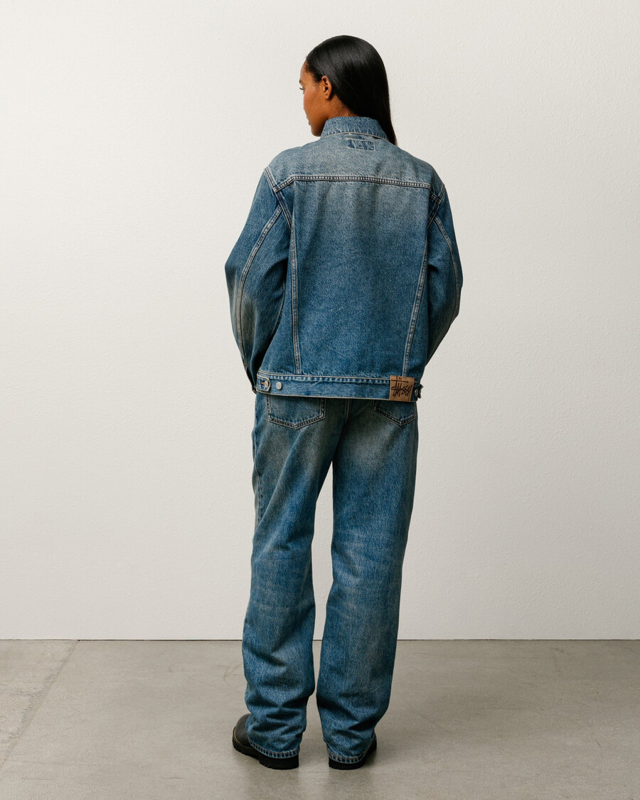neuer klassischer jeans-denim
