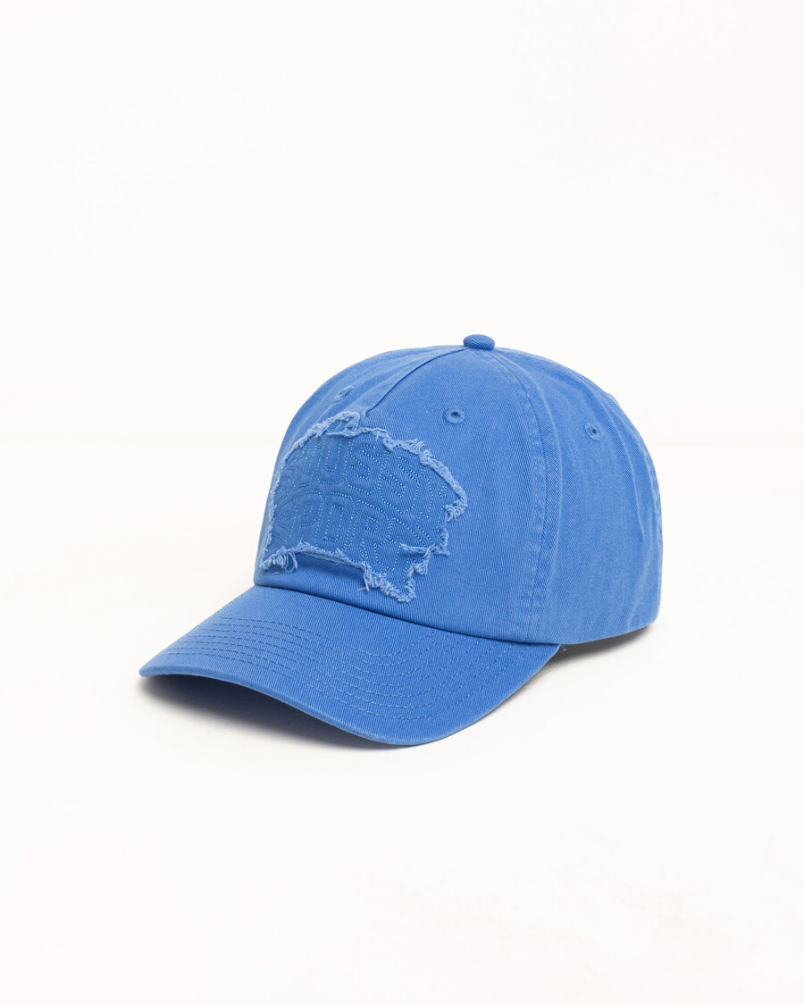snapback-rückseite mit mitteltiefen sportpatches