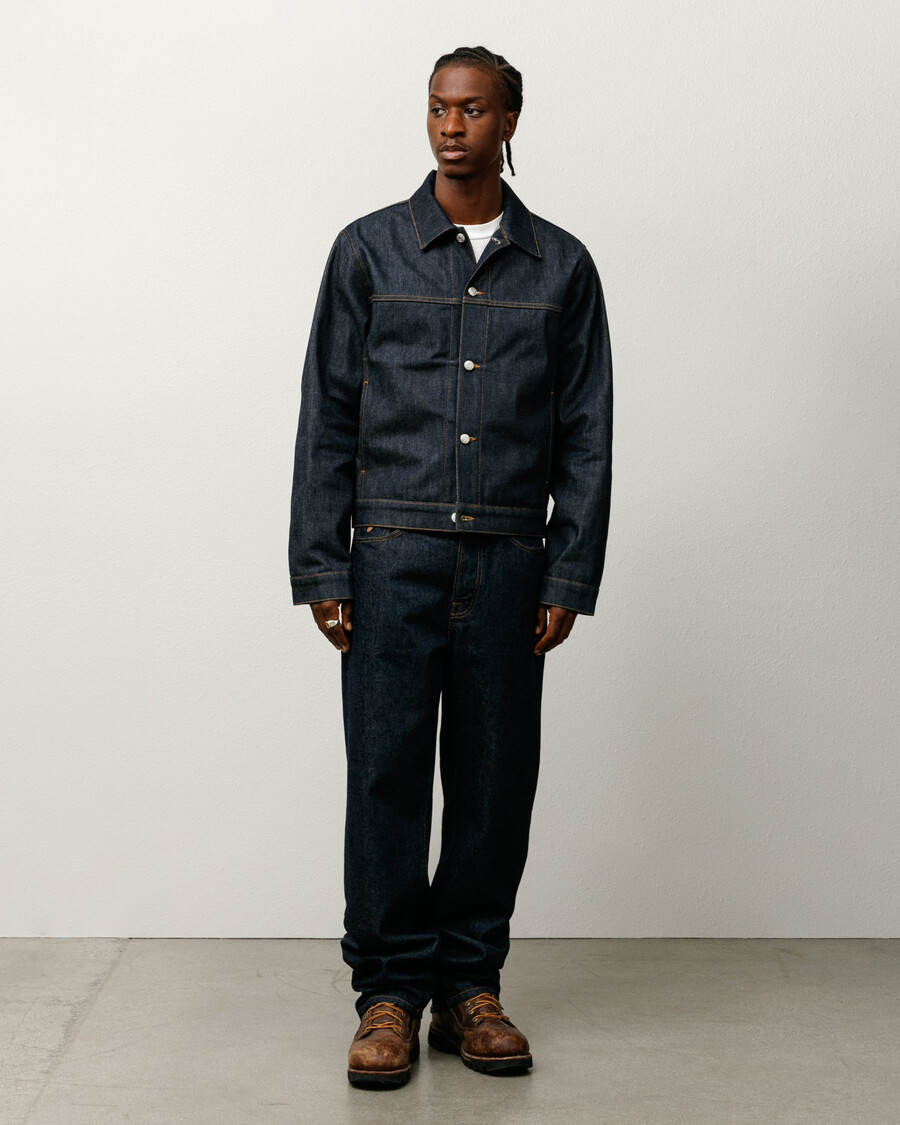 neuer klassischer jeans-denim